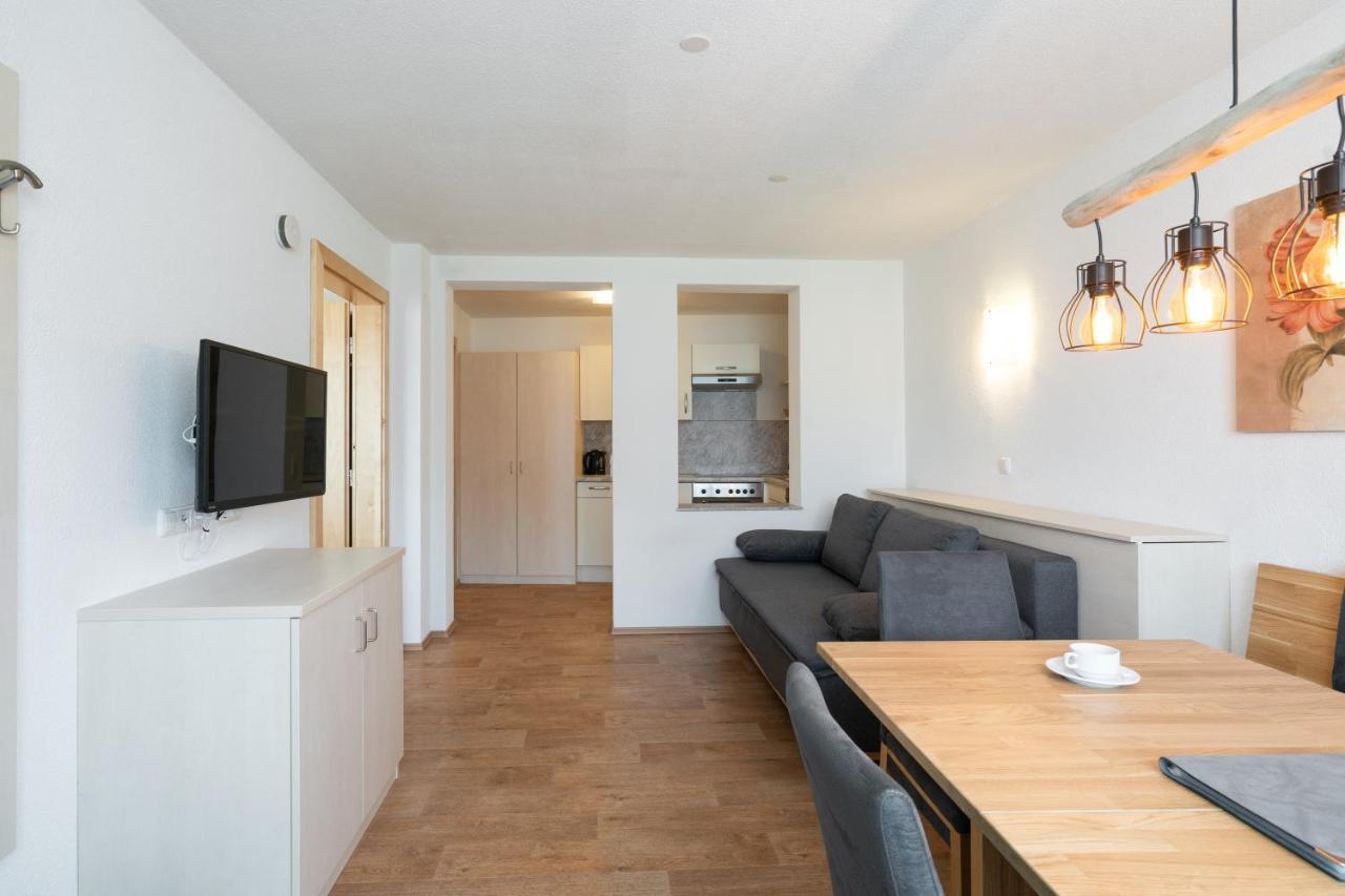 Ferienwohnung Ferienhaus AVENTURIN Fiss Exterior foto