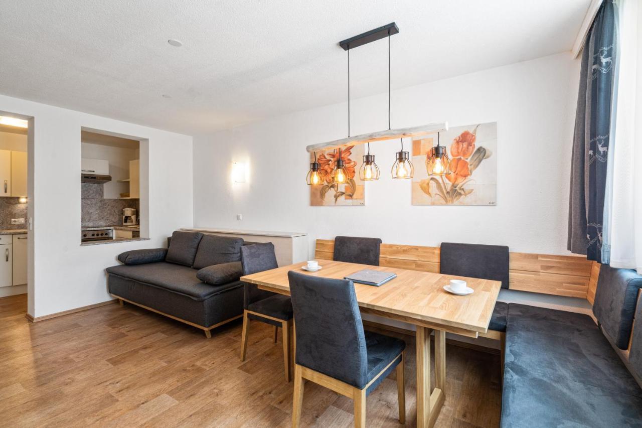 Ferienwohnung Ferienhaus AVENTURIN Fiss Exterior foto